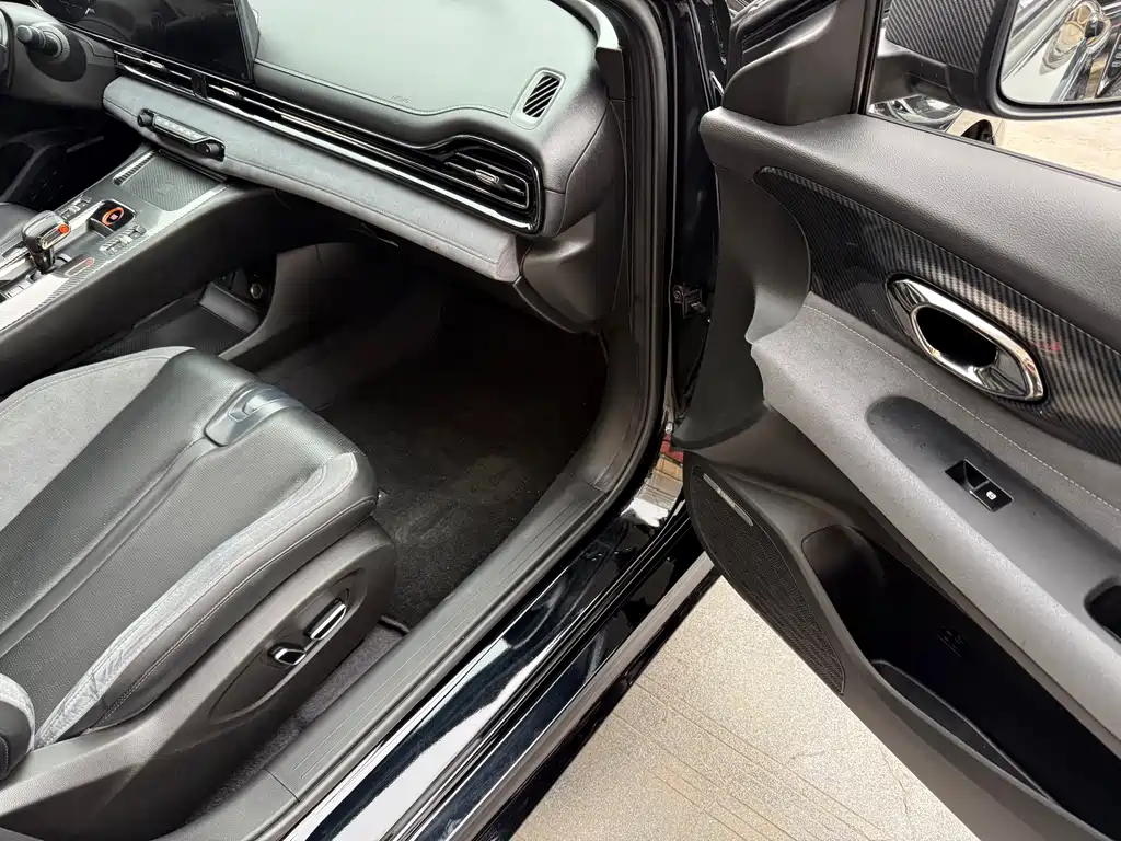 GAC Motor Shadow Leopard — фото 17