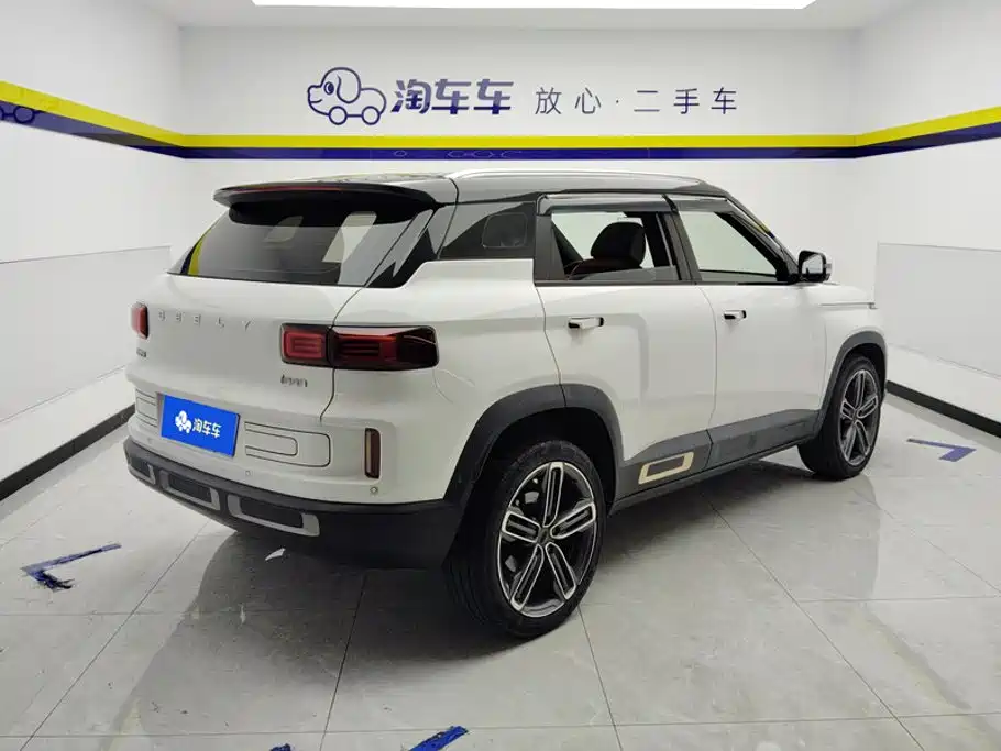 Geely Icon — фото 3