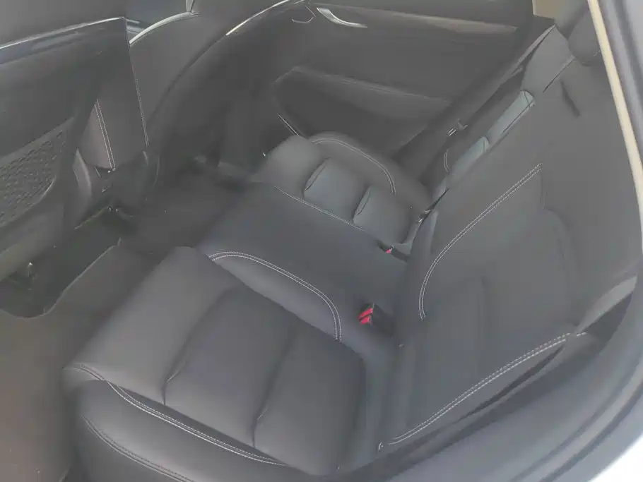 Geely Xingyue — фото 11