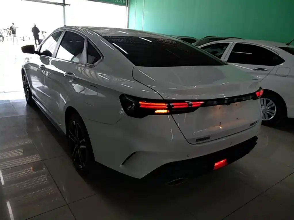 Geely Binrui — фото 5