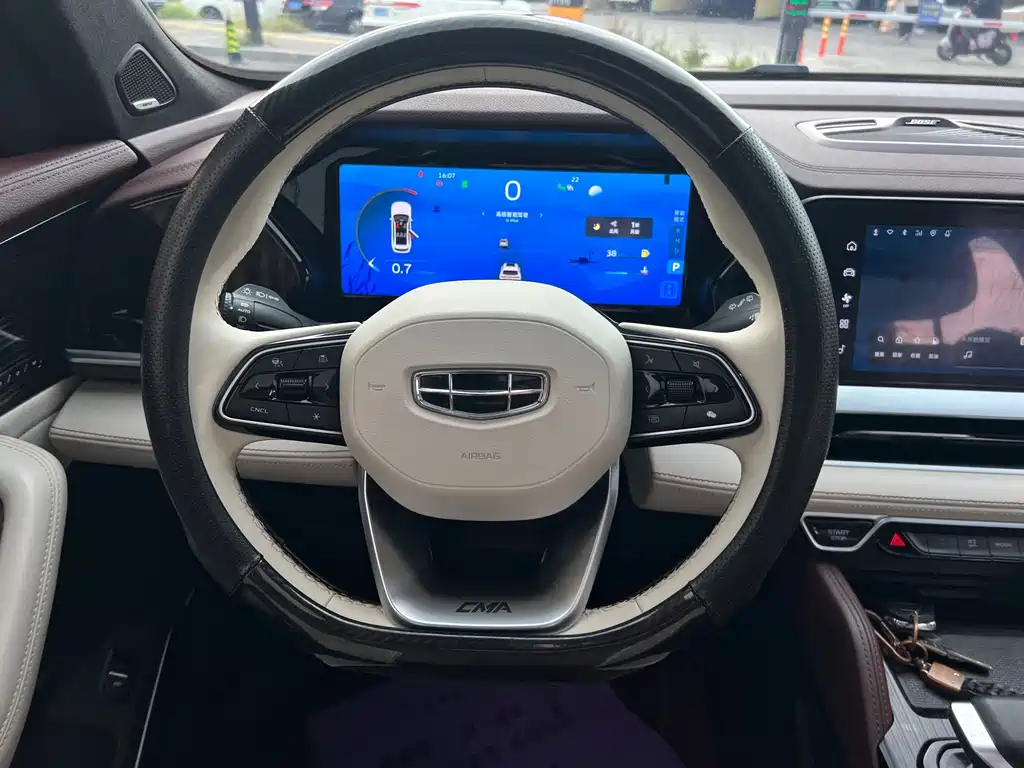 Geely Xingyue L — фото 20