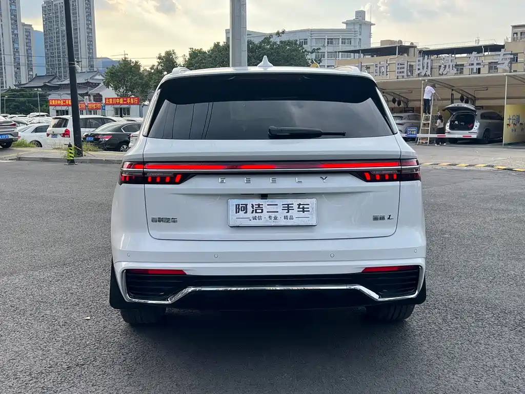 Geely Xingyue L — фото 6