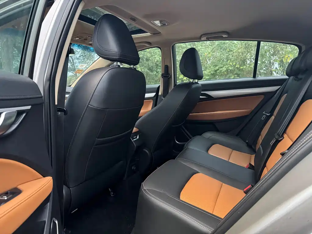 Geely Vision S1 — фото 9
