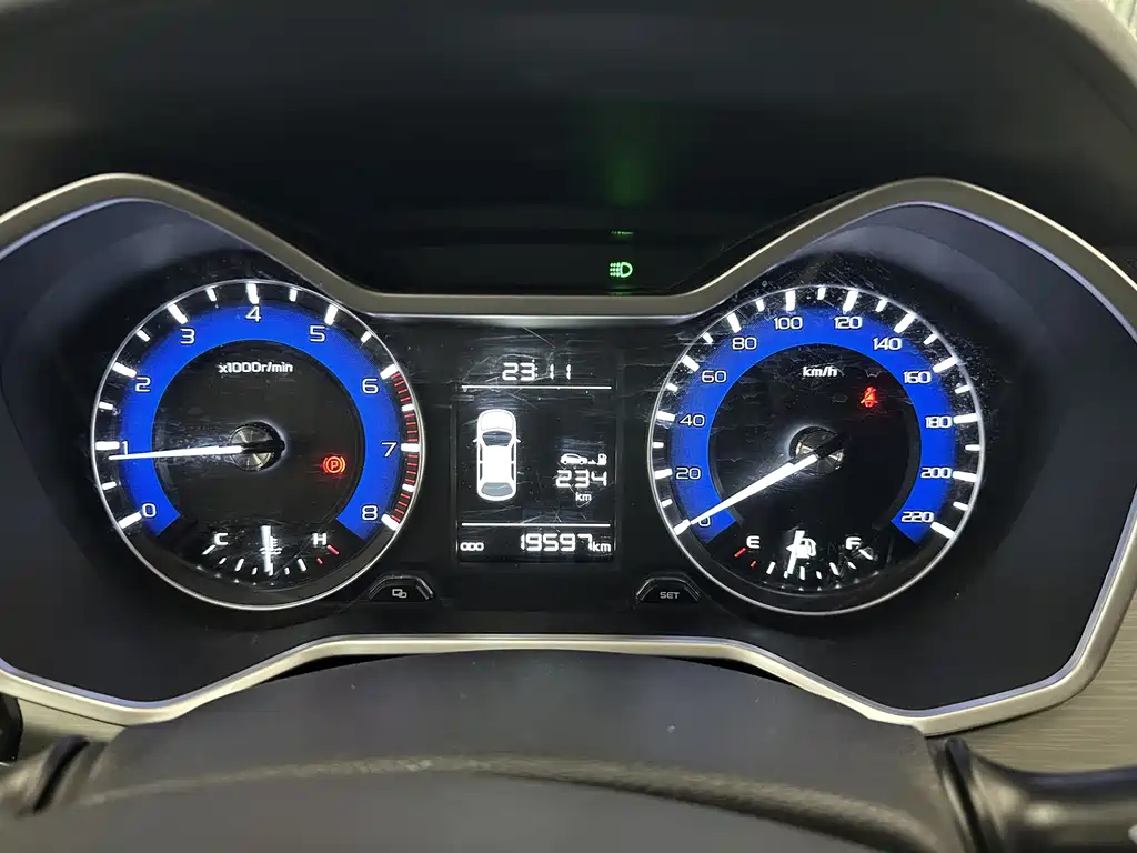 Geely Vision X3 — фото 4