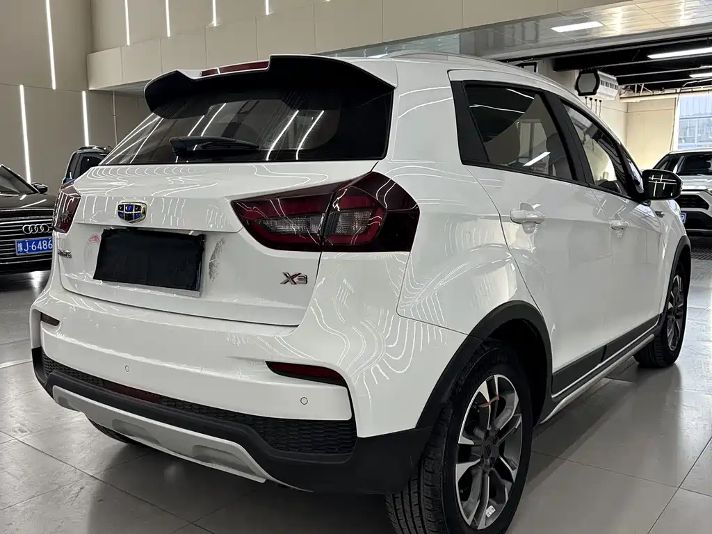 Geely Vision X3 — фото 9