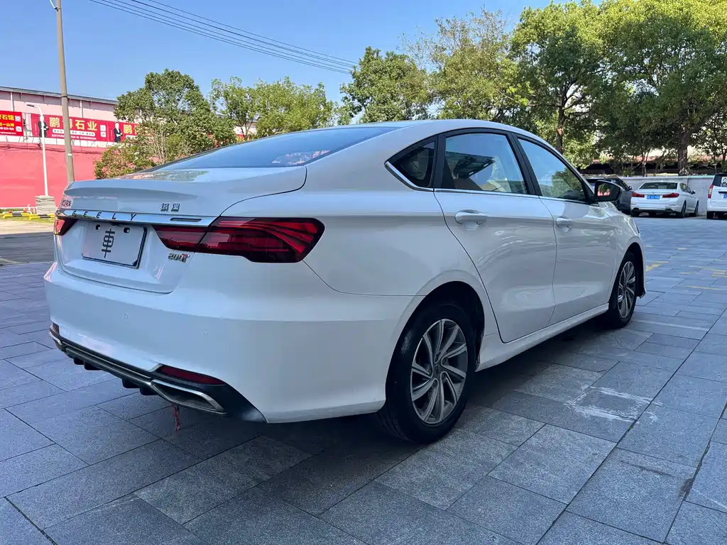 Geely Binrui — фото 5