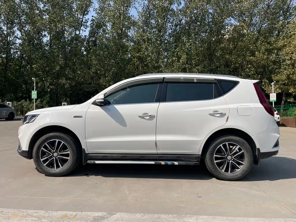 Geely Vision X6 — фото 14