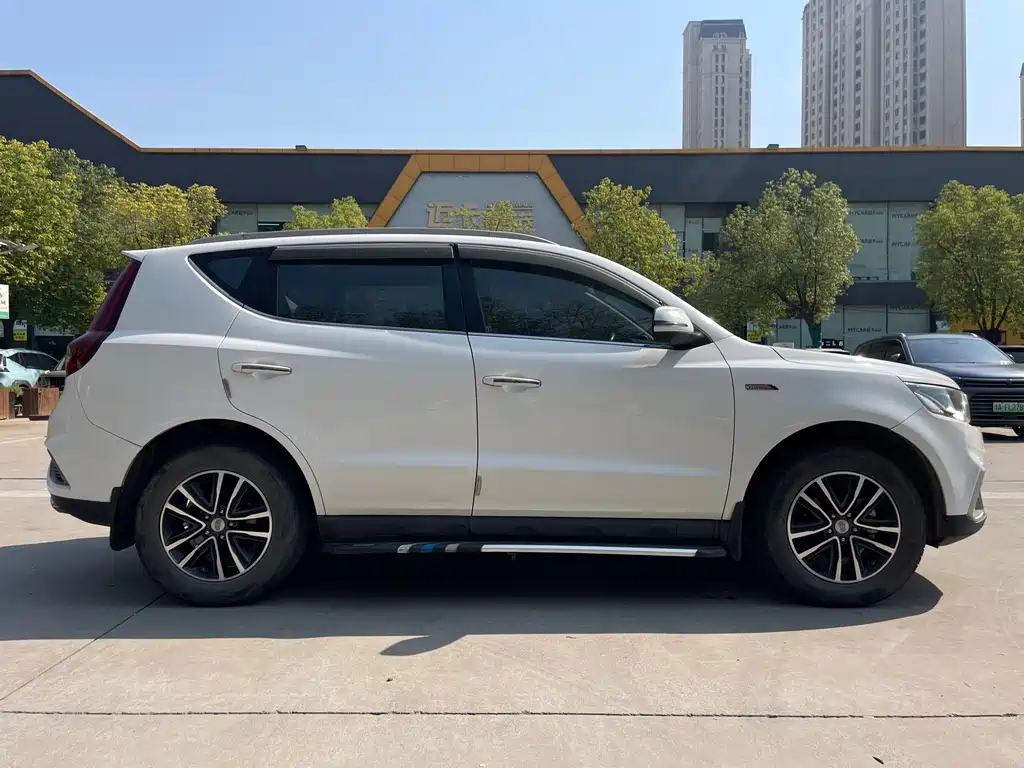 Geely Vision X6 — фото 7