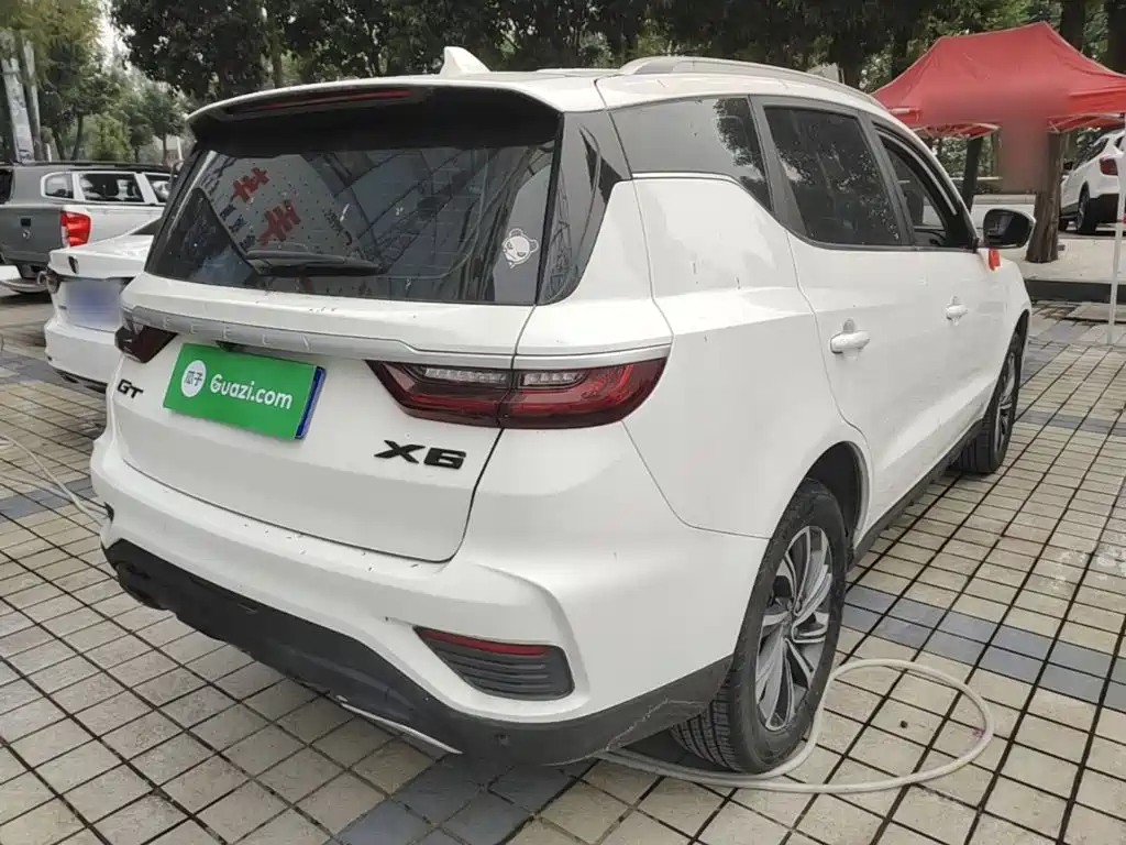 Geely Vision X6 — фото 7