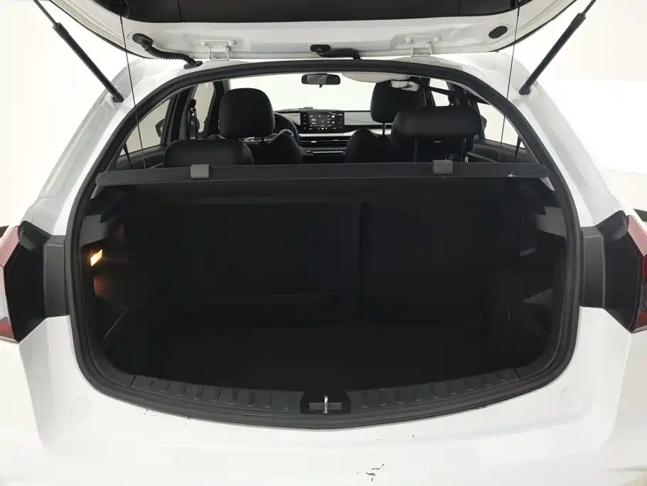 Geely Vision X3 — фото 4