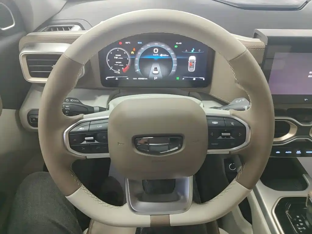 Geely Icon — фото 11
