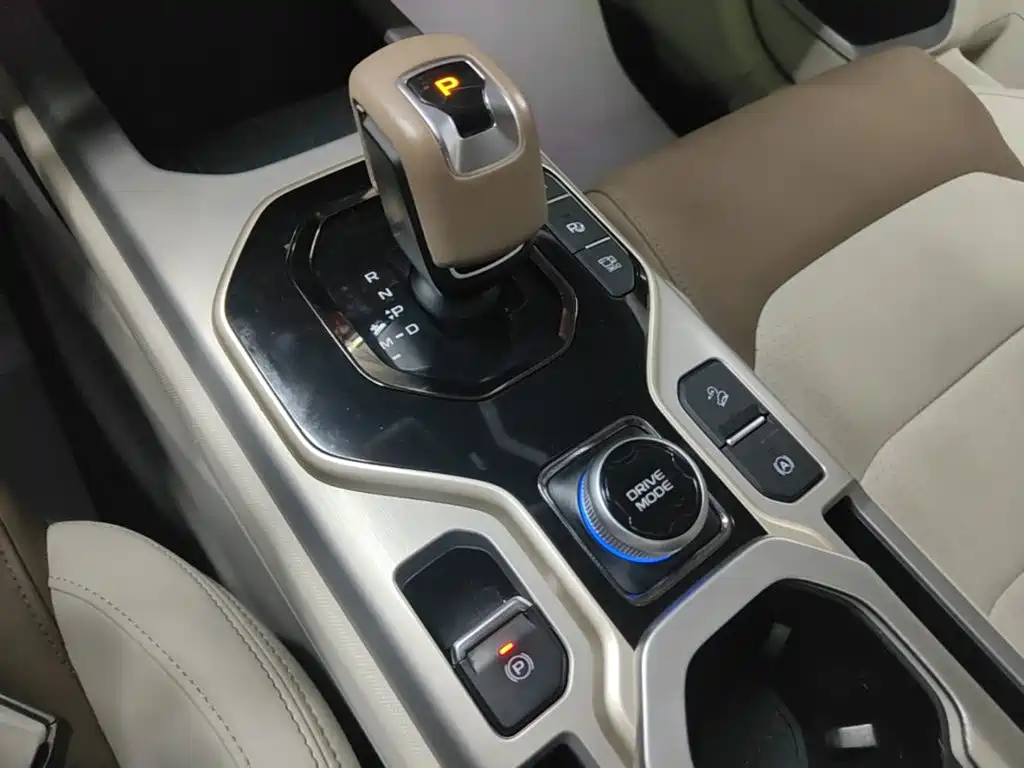 Geely Icon — фото 14
