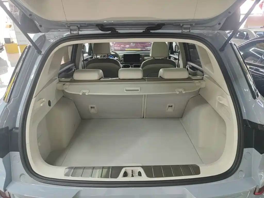 Geely Icon — фото 19