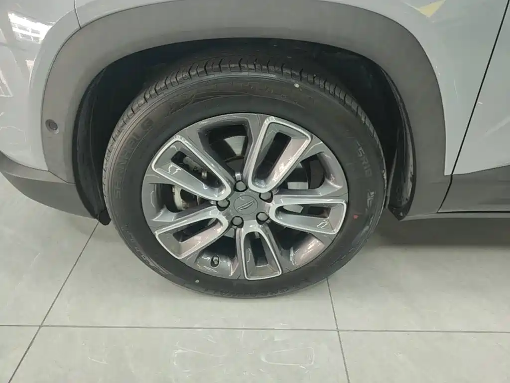 Geely Icon — фото 23