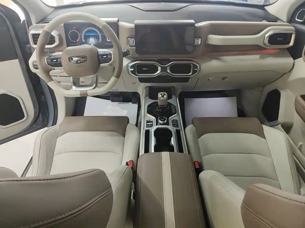 Geely Icon — фото 10
