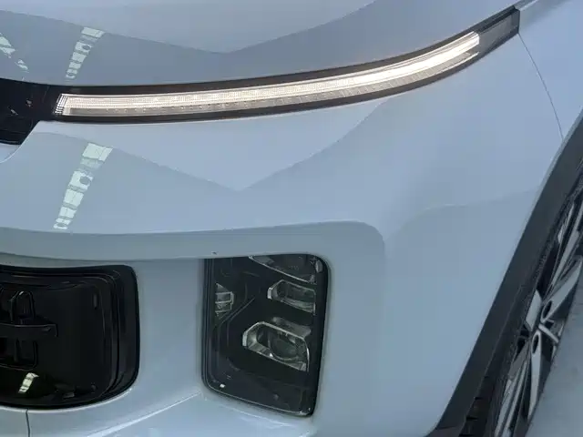 Geely Icon — фото 18