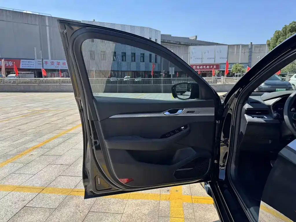 Geely Xingrui — фото 10