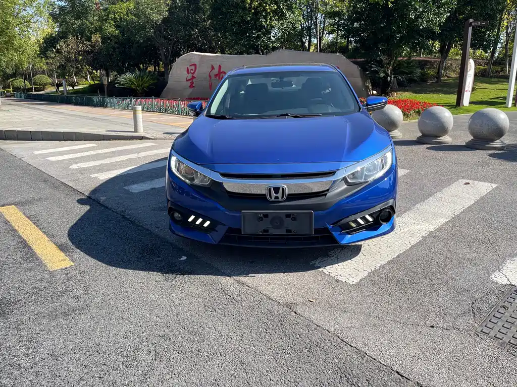 Honda Civic — фото 2