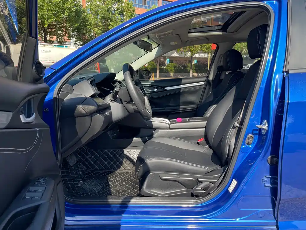 Honda Civic — фото 9