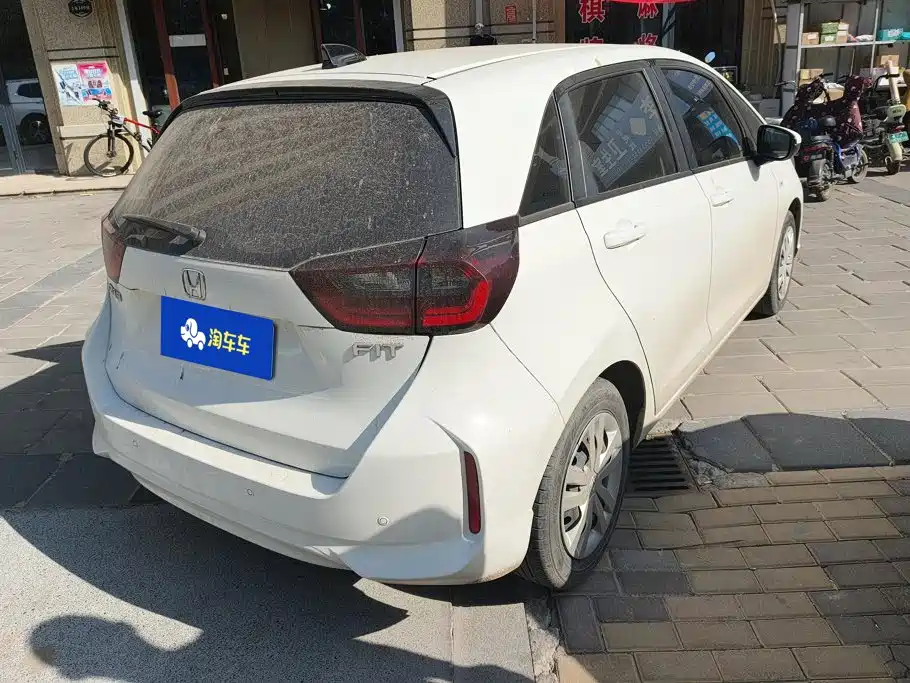 Honda Fit — фото 3