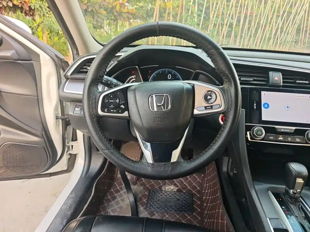 Honda Civic — фото 11