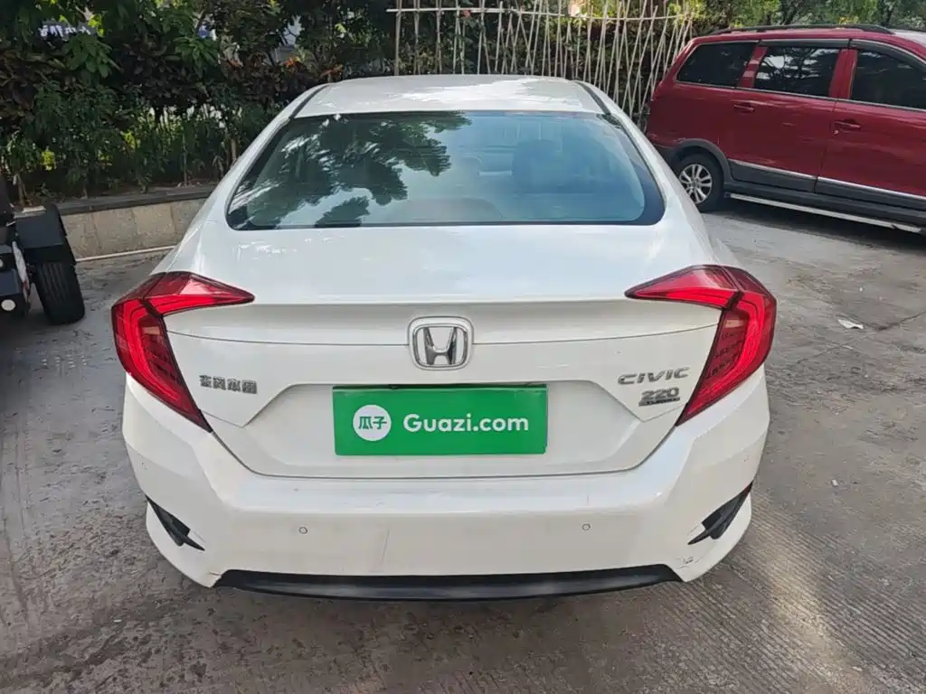 Honda Civic — фото 6