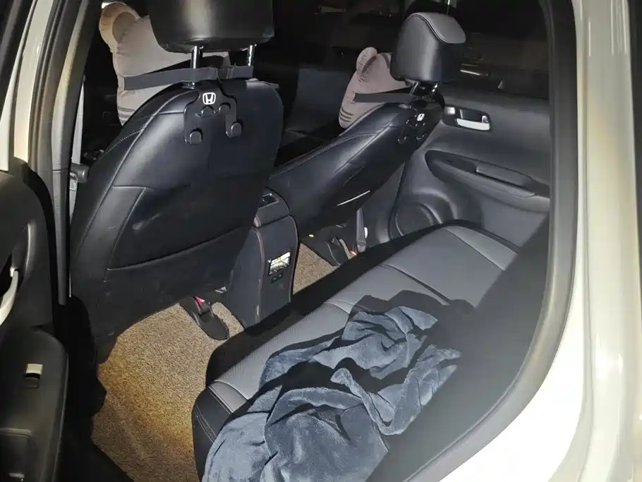 Honda Fit — фото 11