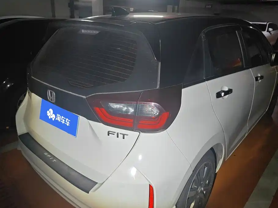 Honda Fit — фото 3