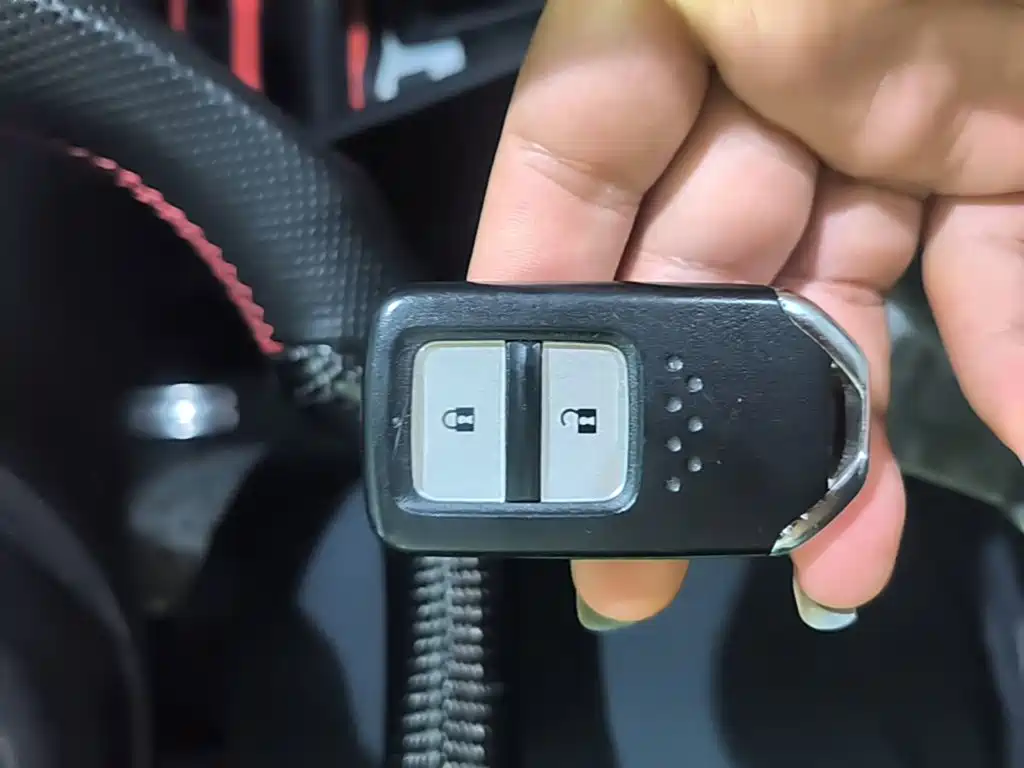 Honda Fit — фото 9