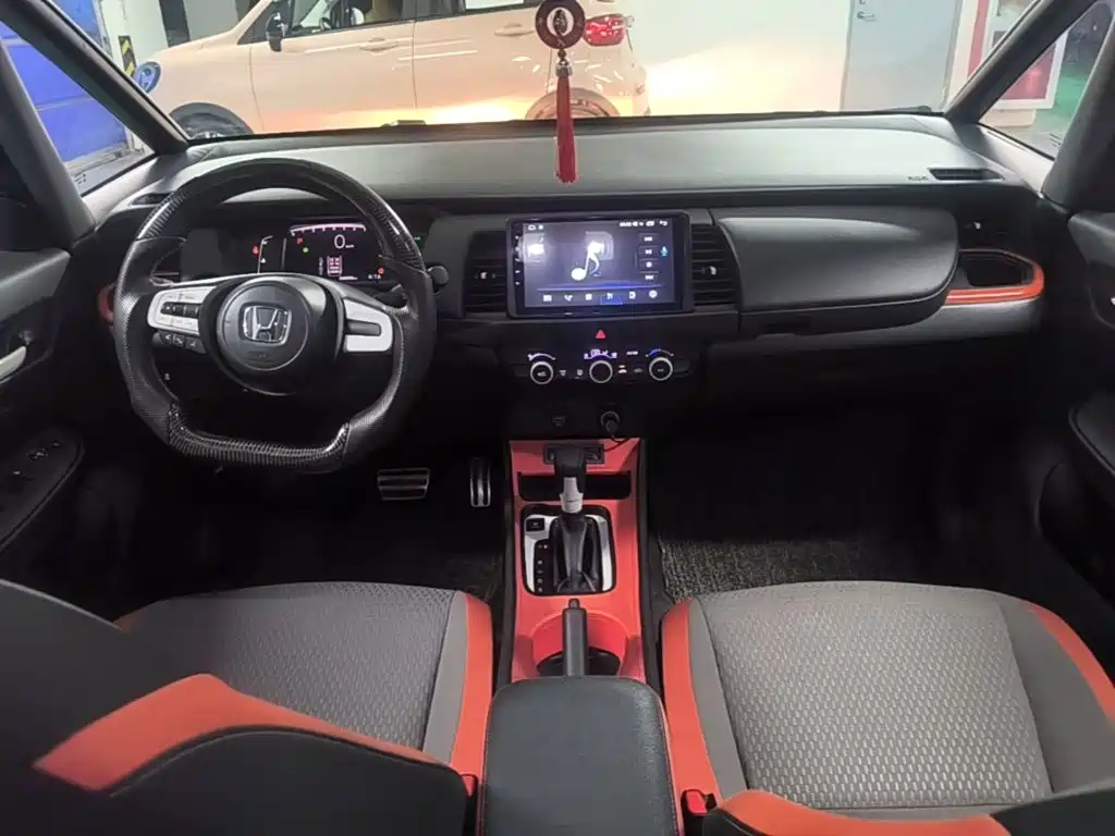 Honda Fit — фото 10