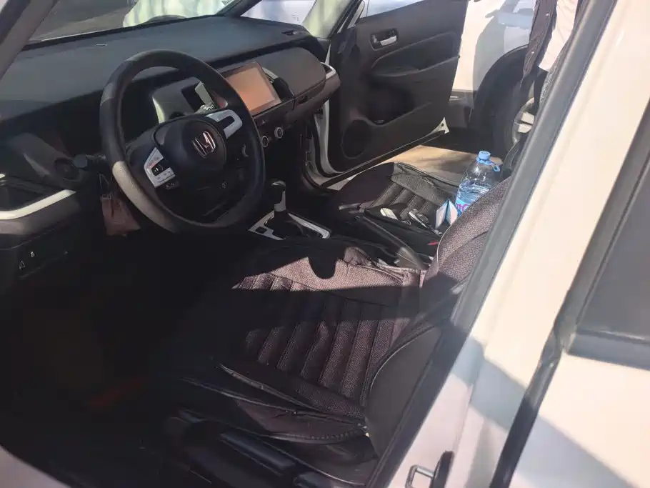 Honda Fit — фото 9