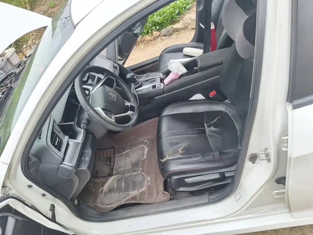 Honda Civic — фото 14