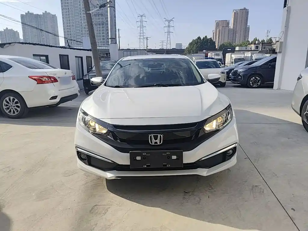Honda Civic — фото 3