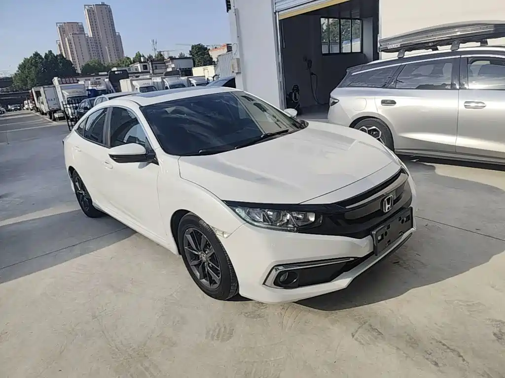 Honda Civic — фото 4