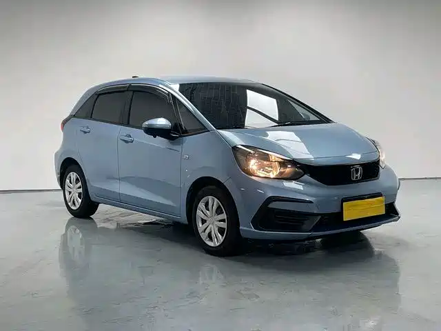 Honda Fit — фото 3