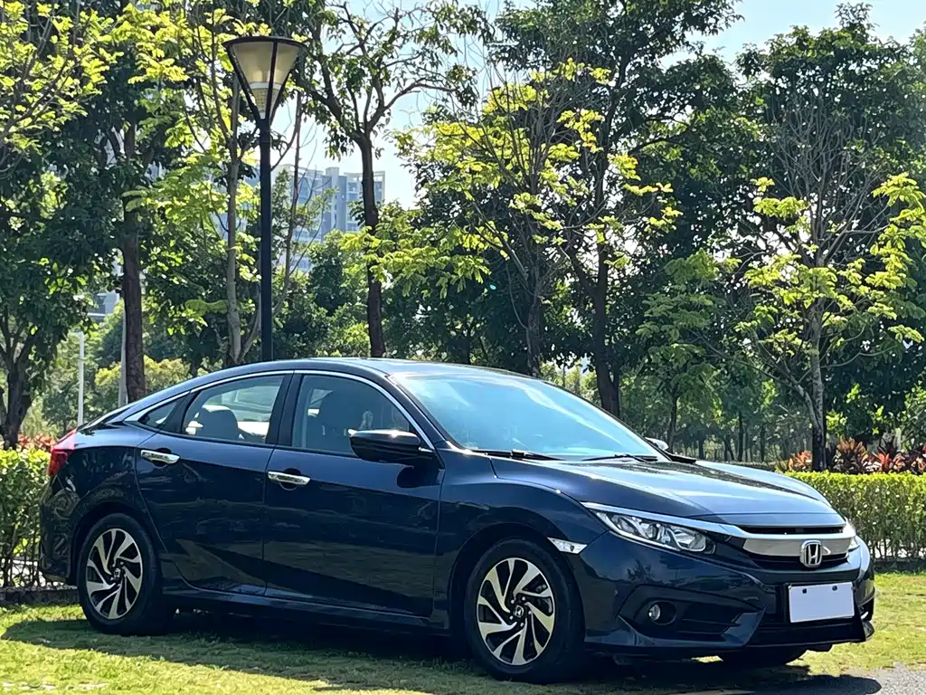 Honda Civic — фото 3