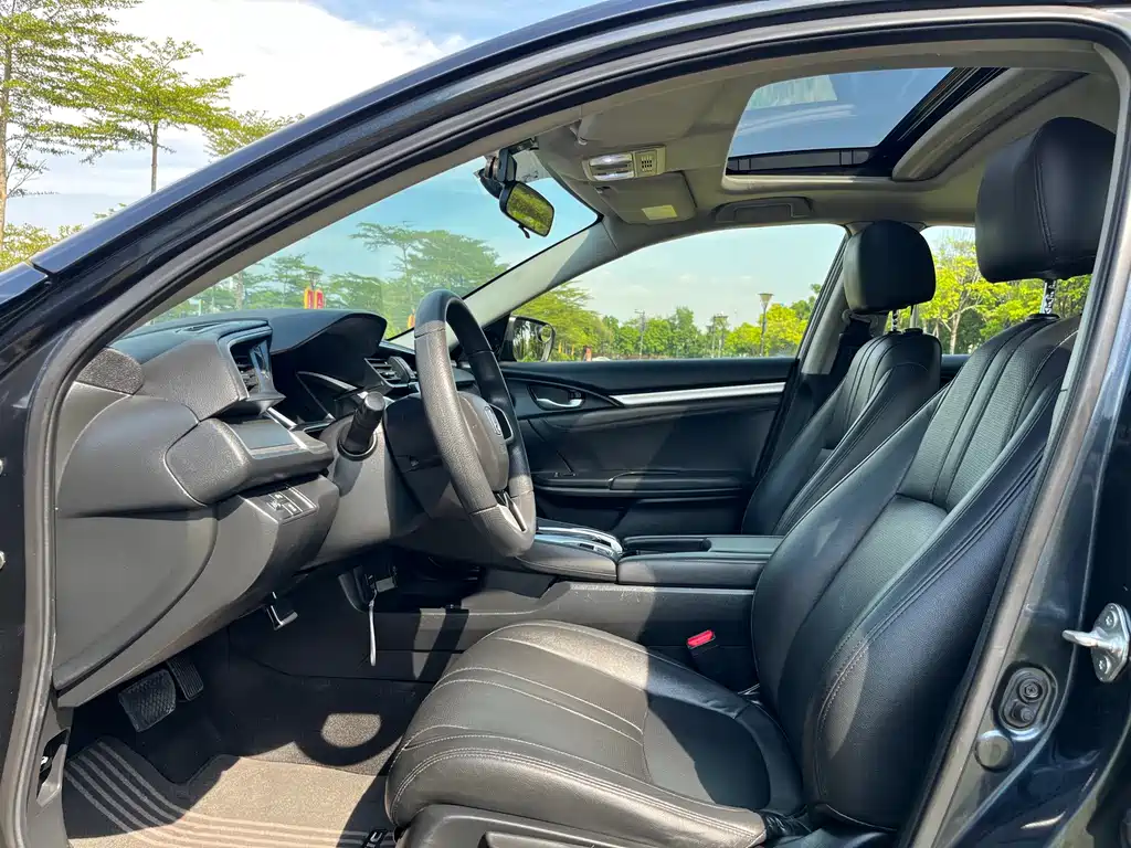 Honda Civic — фото 4