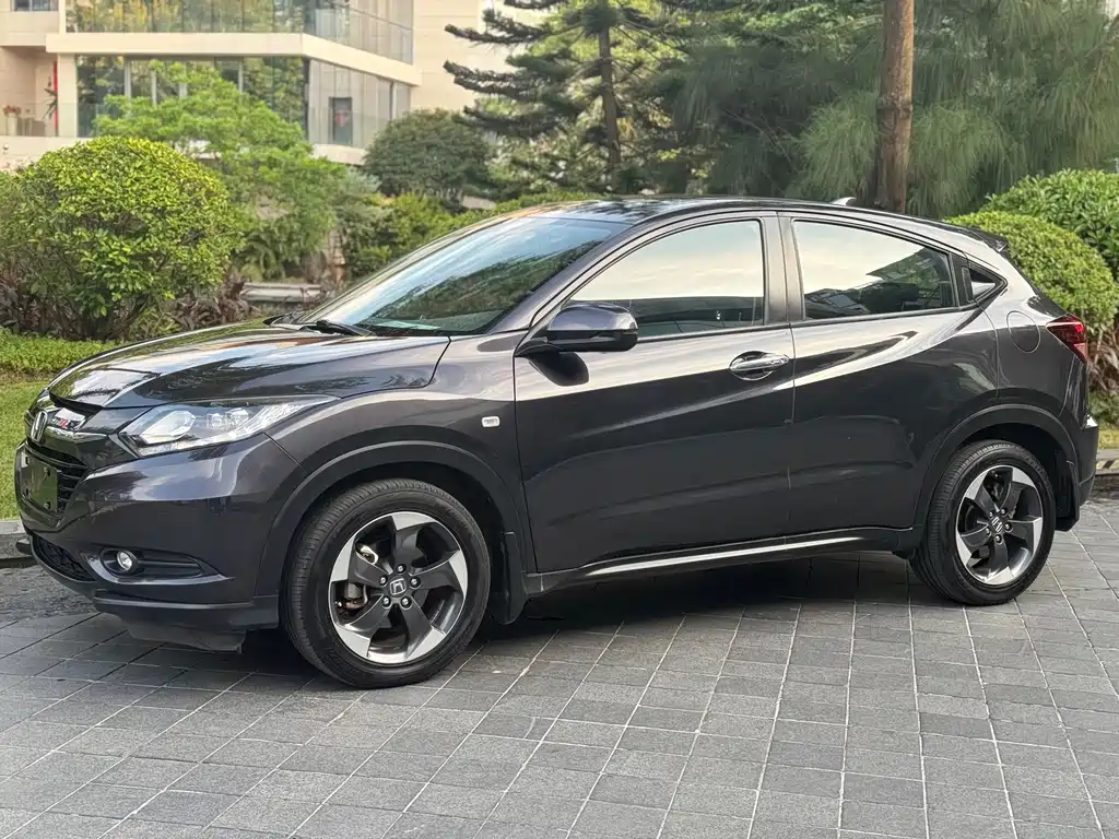 Honda Vezel — фото 3