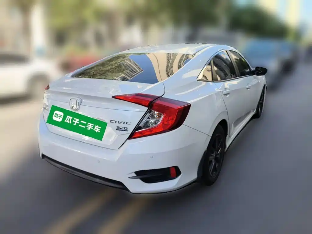 Honda Civic — фото 6