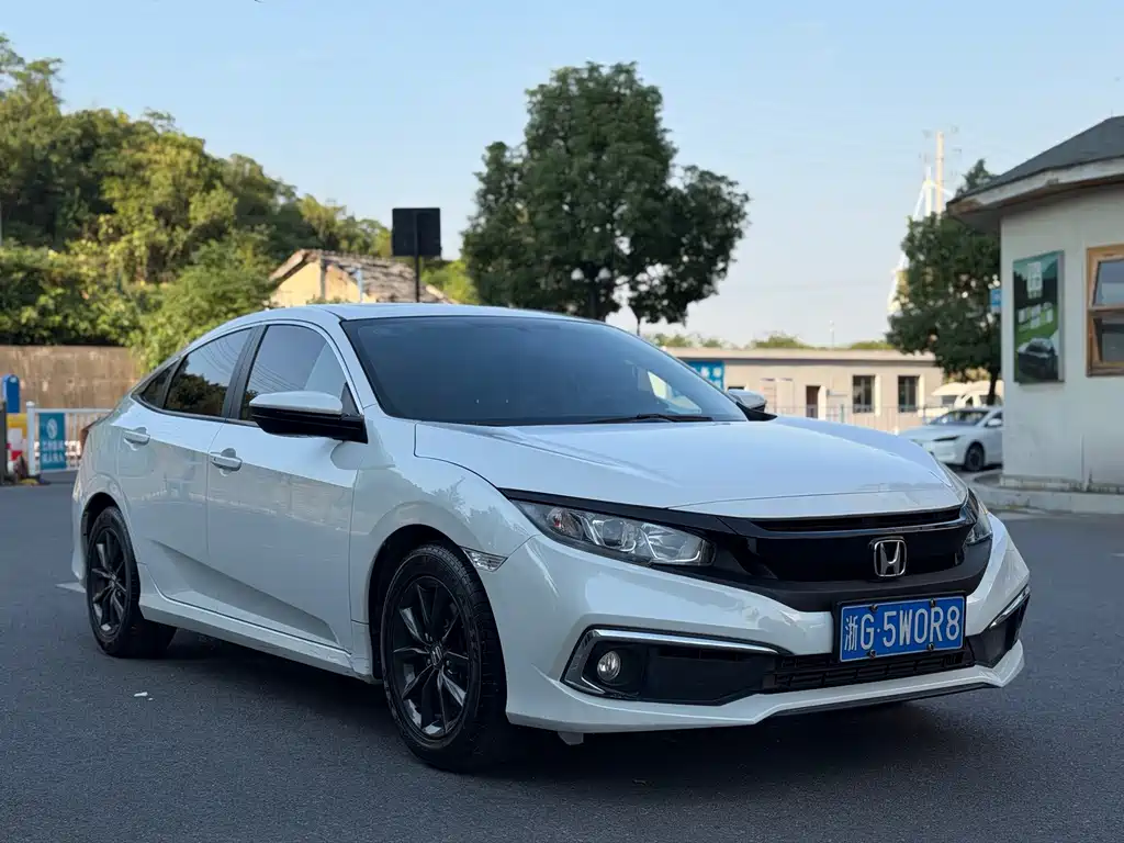 Honda Civic — фото 3