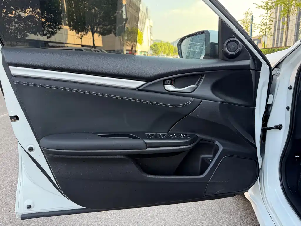 Honda Civic — фото 5