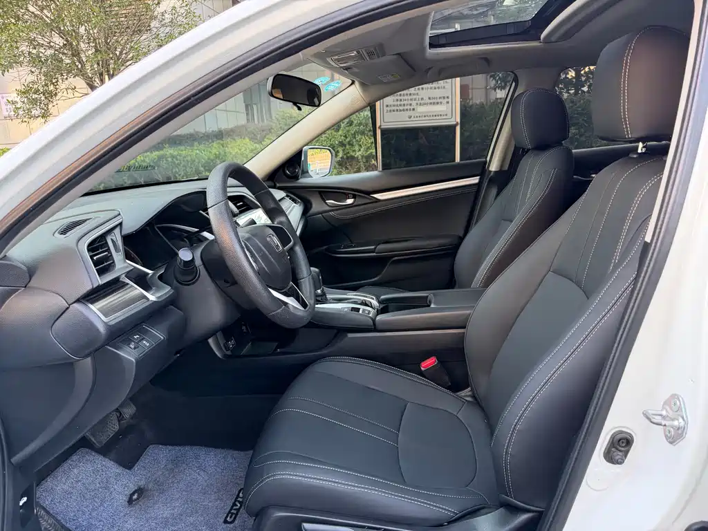 Honda Civic — фото 6