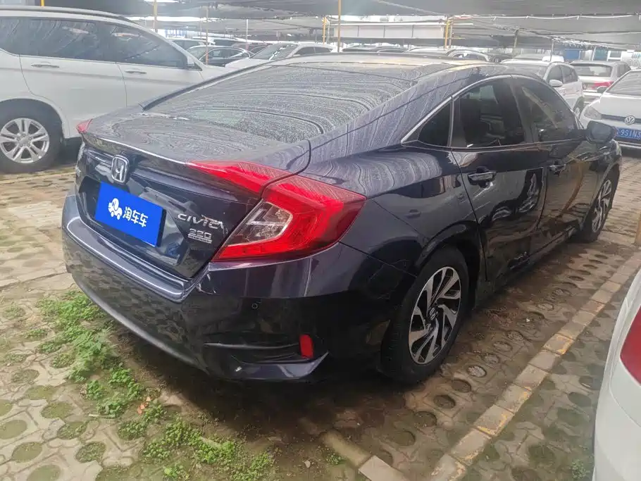 Honda Civic — фото 3