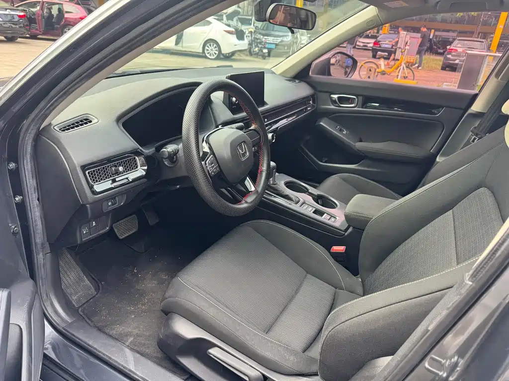 Honda Civic — фото 4