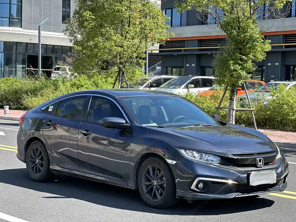 Honda Civic — фото 3