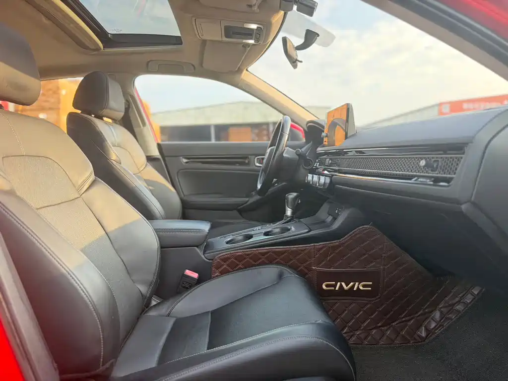 Honda Civic — фото 14