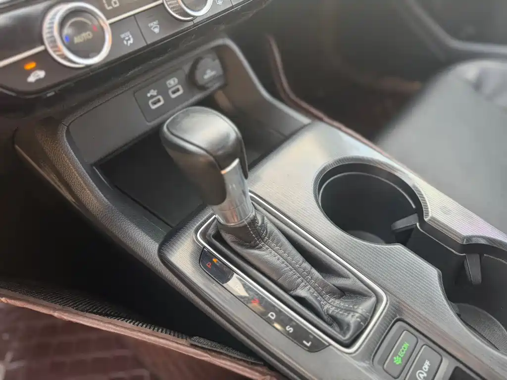 Honda Civic — фото 7