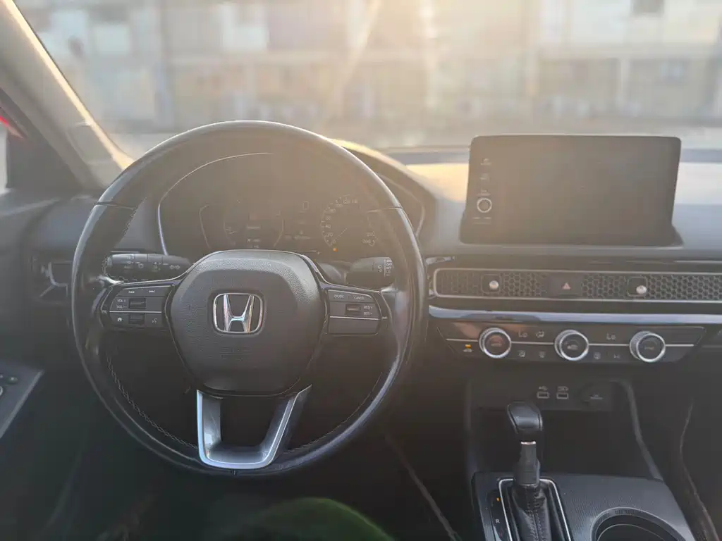 Honda Civic — фото 10