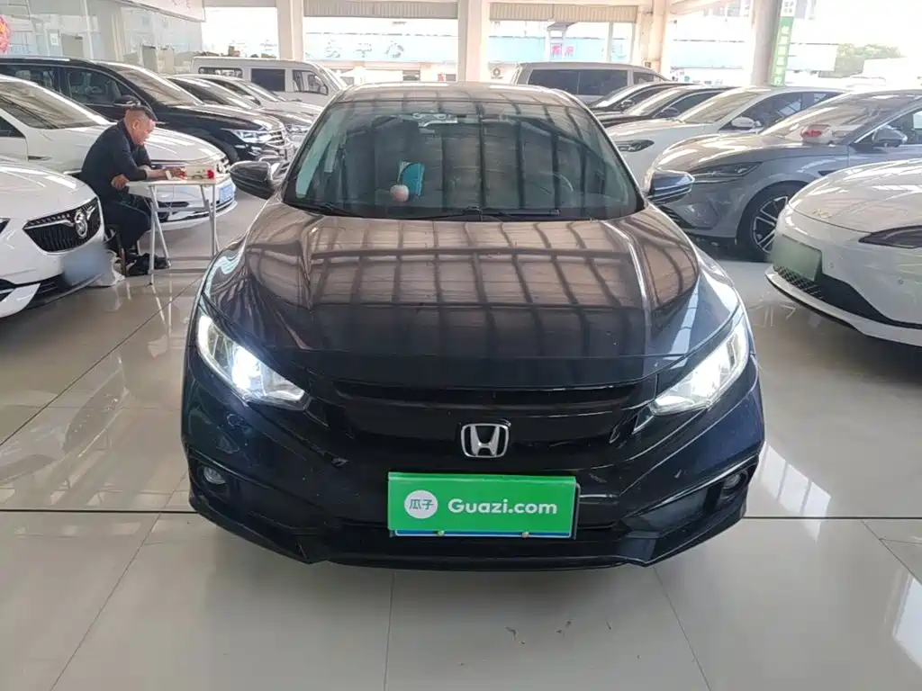 Honda Civic — фото 3