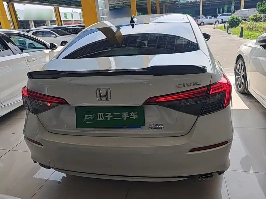 Honda Civic — фото 6